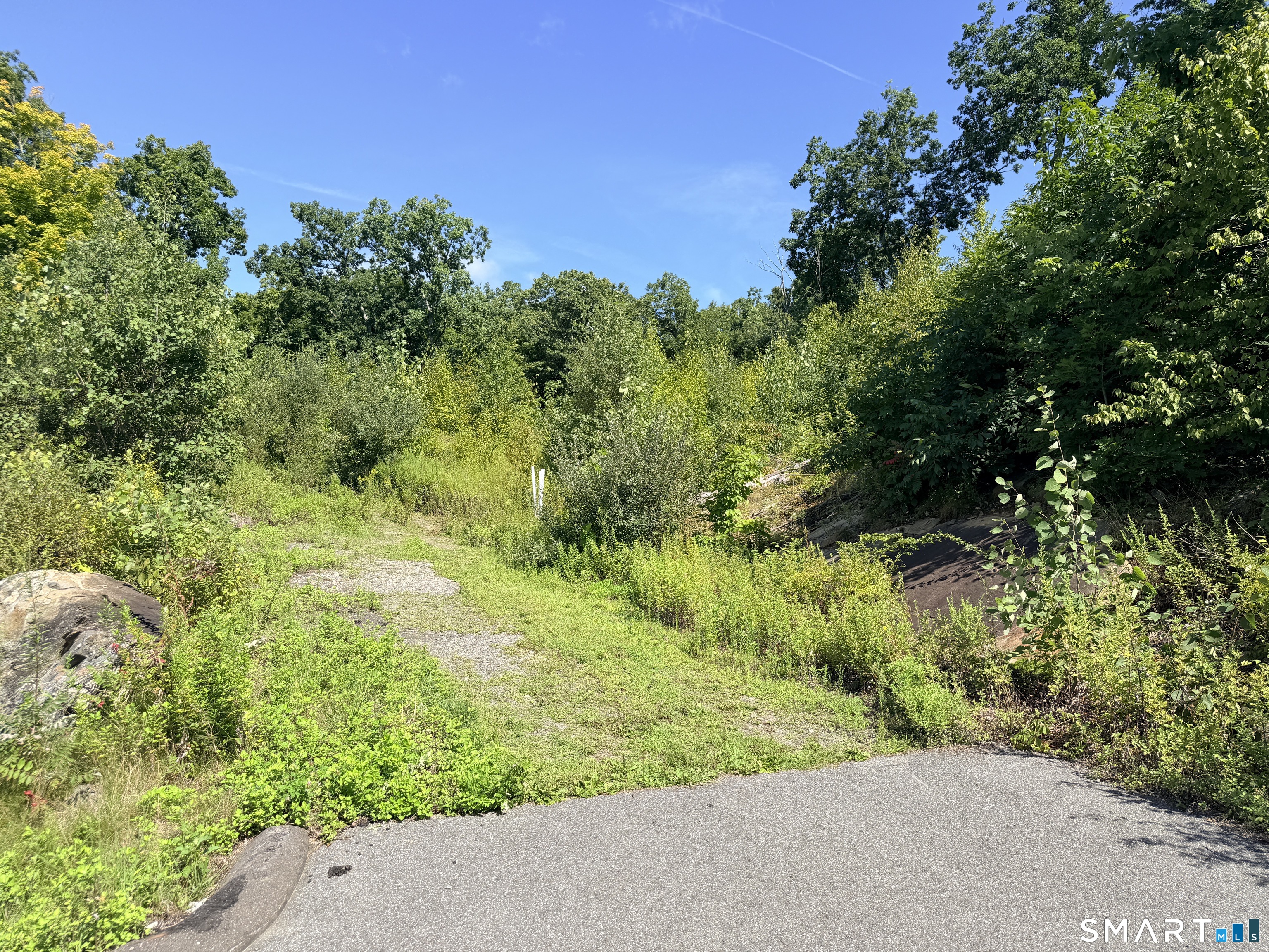 333 Kuhne Road Southbury CT 06488