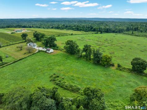 135 Wintechog Hill Road North Stonington CT 06359
