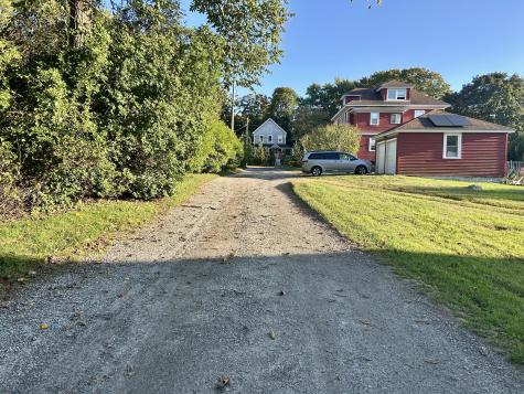 25 Menghi Street New London CT 06320