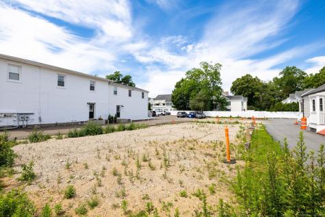 885 Boston Post Road Madison CT 06443