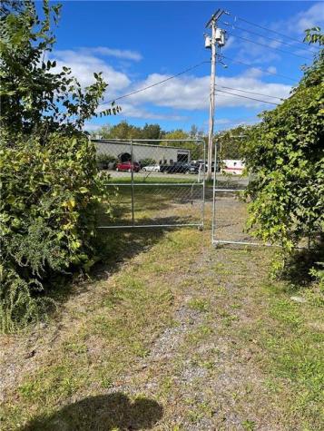 71 Leonardo Drive North Haven CT 06473