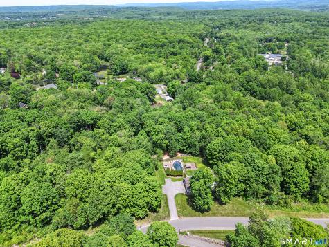 7 Holley Lane Prospect CT 06712