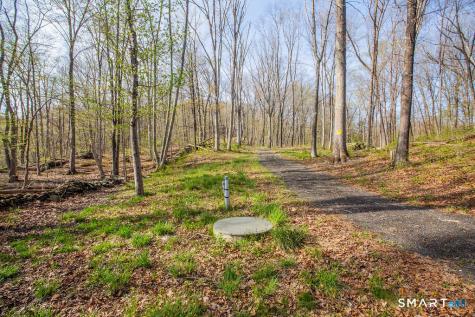 5 Brinsmade Lane Sherman CT 06784