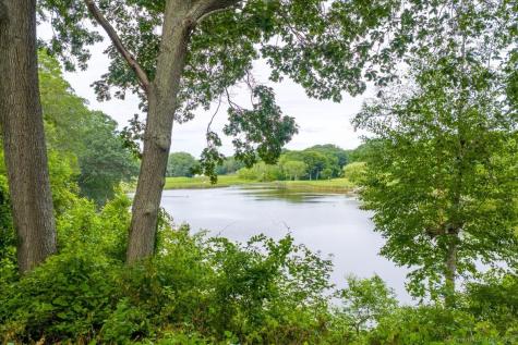41B River Road Essex CT 06426