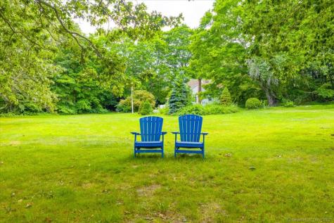 41B River Road Essex CT 06426