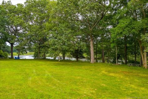 41B River Road Essex CT 06426