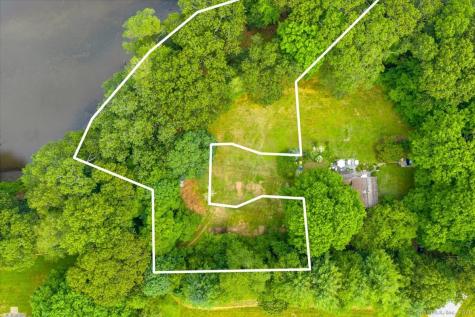 41B River Road Essex CT 06426
