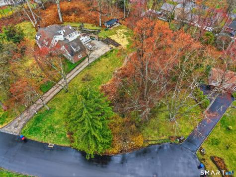 42 Deerwood Manor Norwalk CT 06851