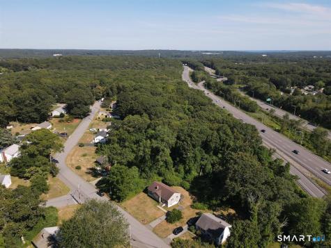 Bonnie Circle Groton CT 06340