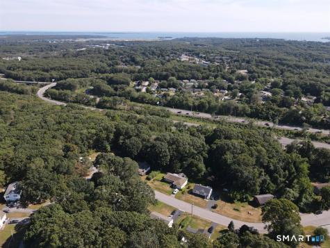 Bonnie Circle Groton CT 06340