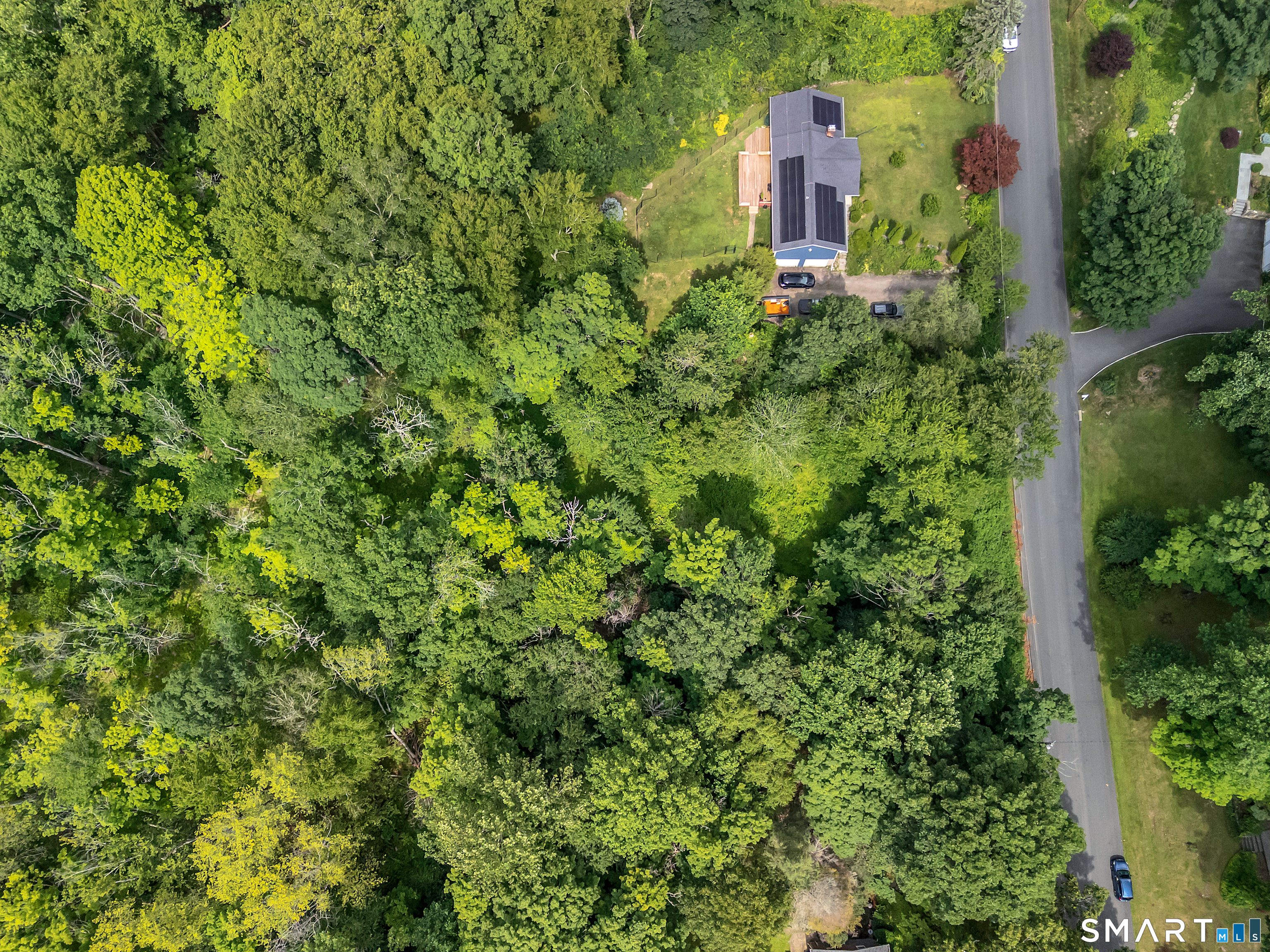14 West Woodland Drive Redding CT 06896