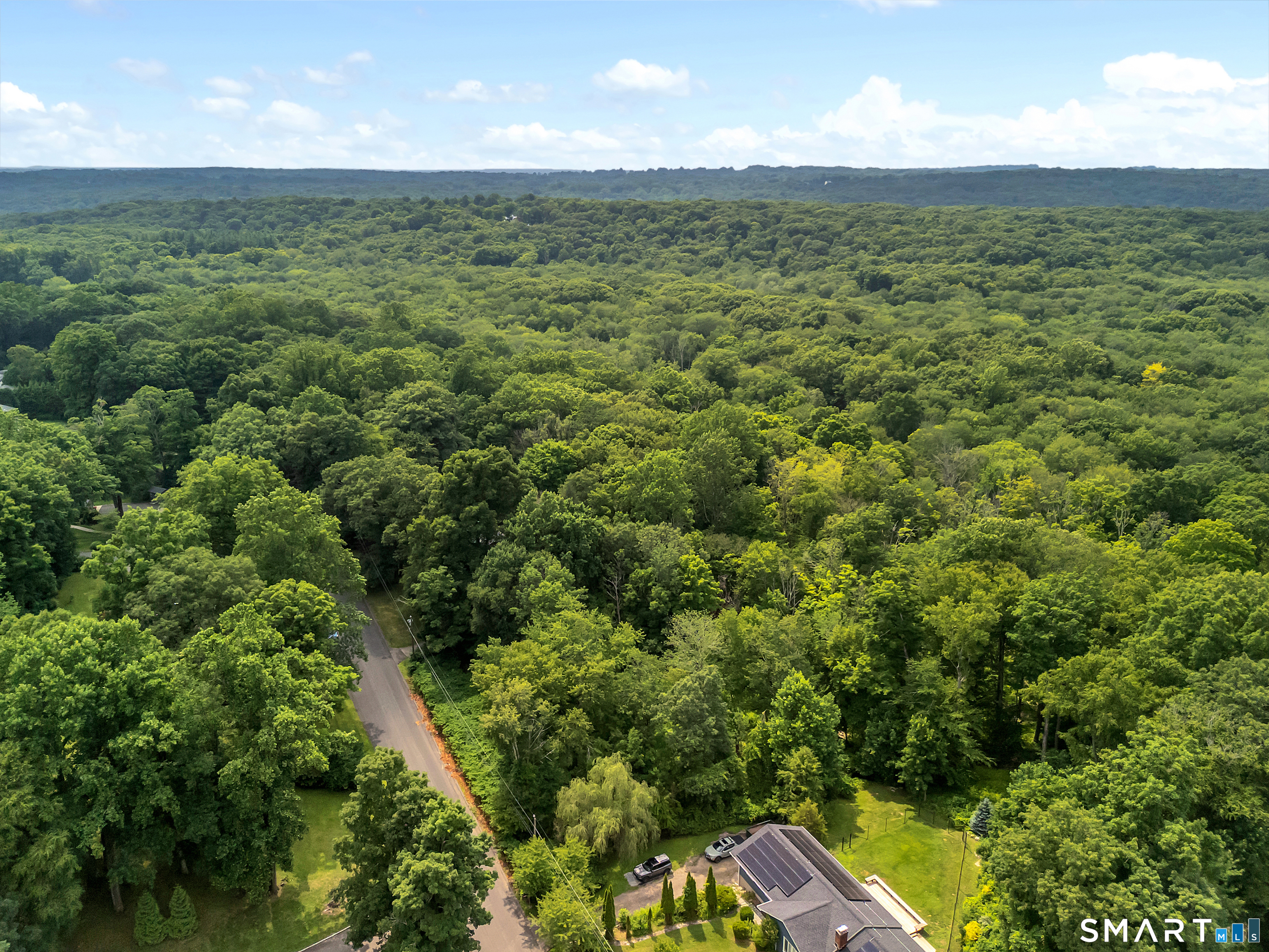 14 West Woodland Drive Redding CT 06896
