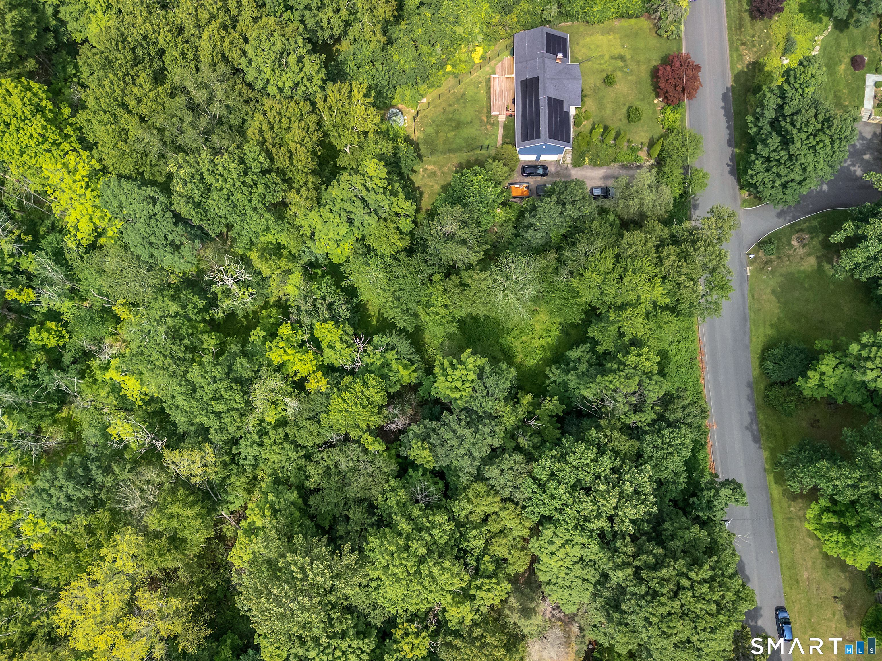 14 West Woodland Drive Redding CT 06896