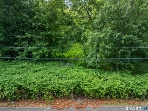 14 West Woodland Drive Redding CT 06896