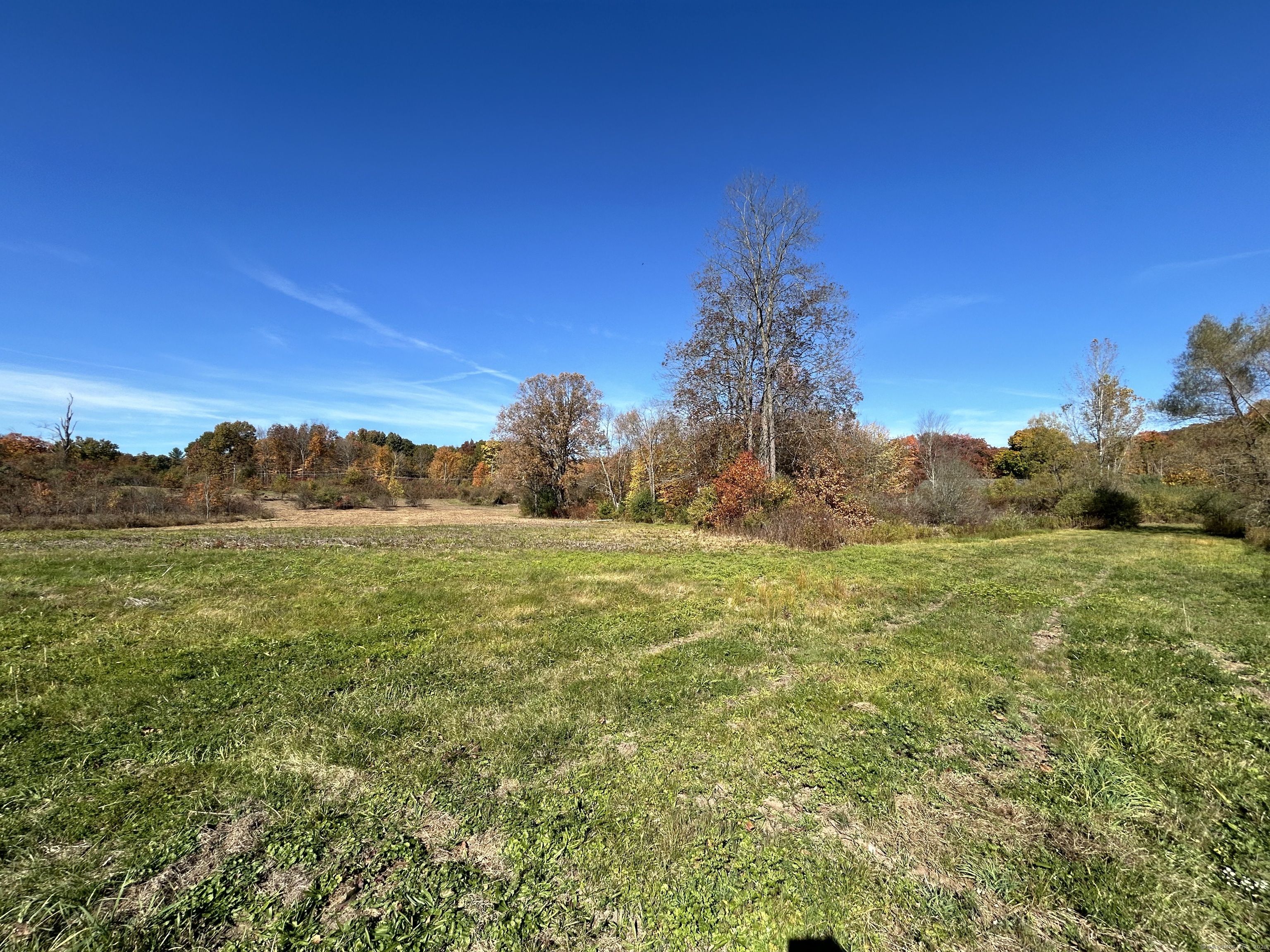 21 Newgate Road East Granby CT 06026