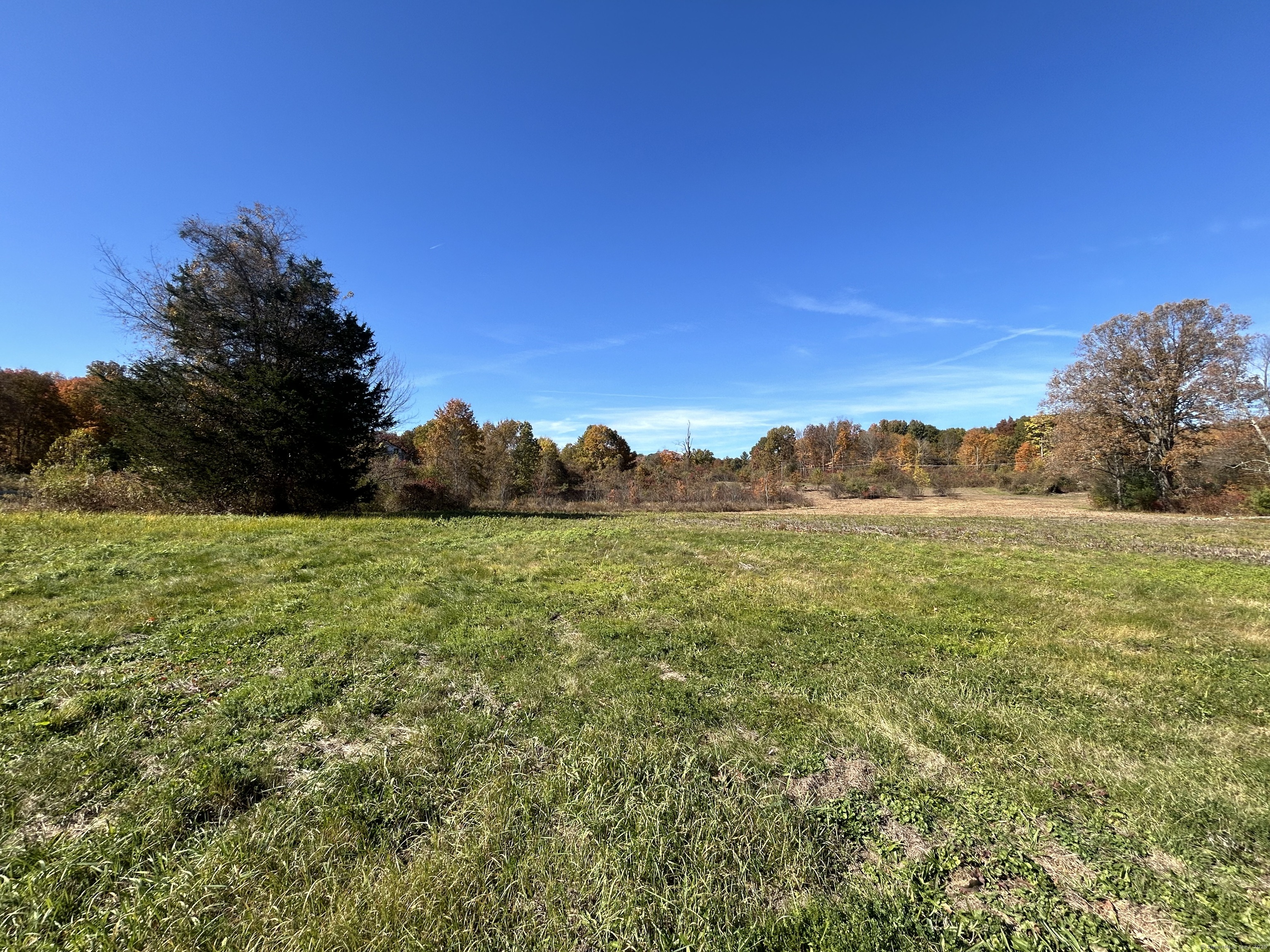 21 Newgate Road East Granby CT 06026