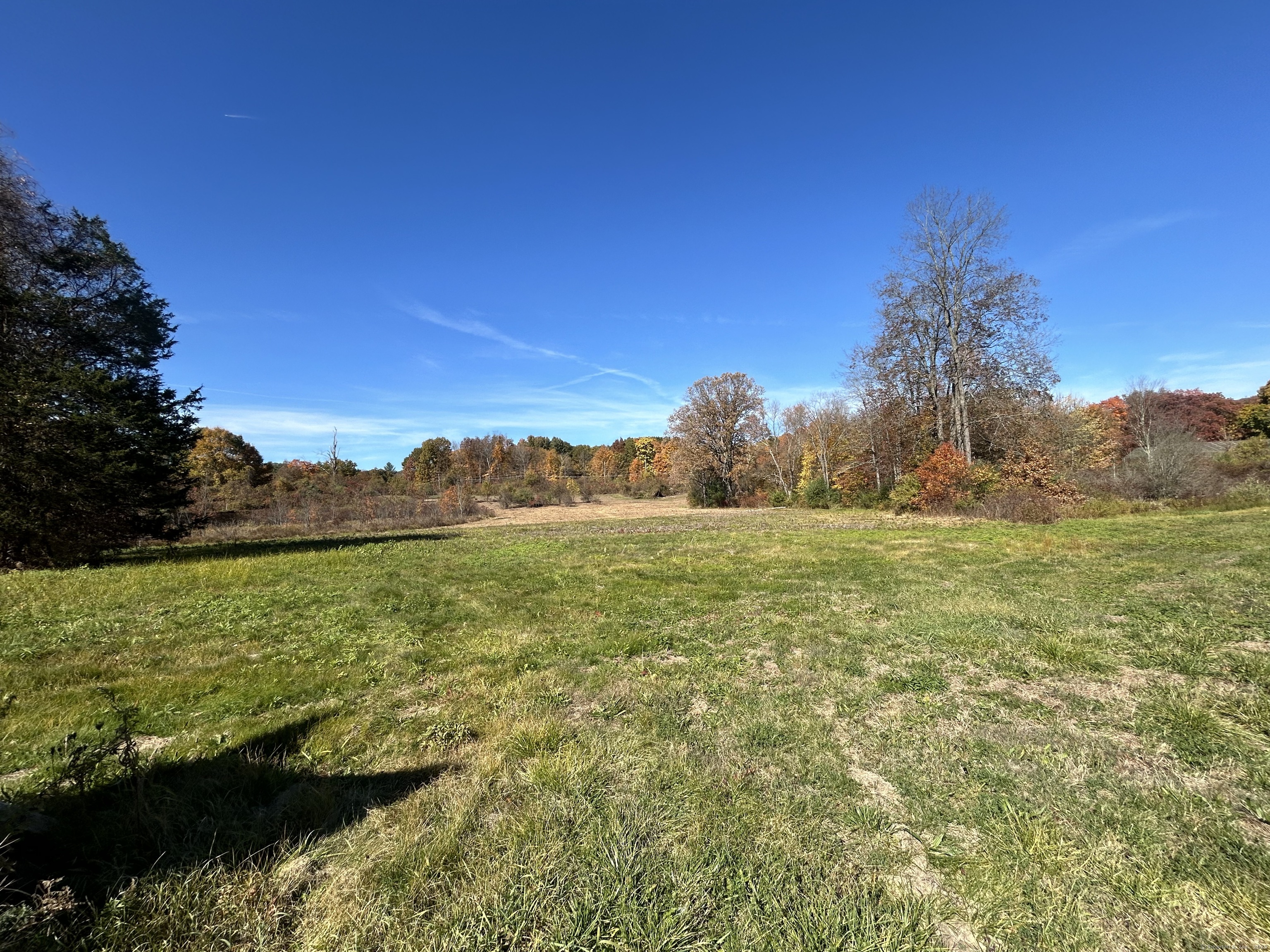 21 Newgate Road East Granby CT 06026