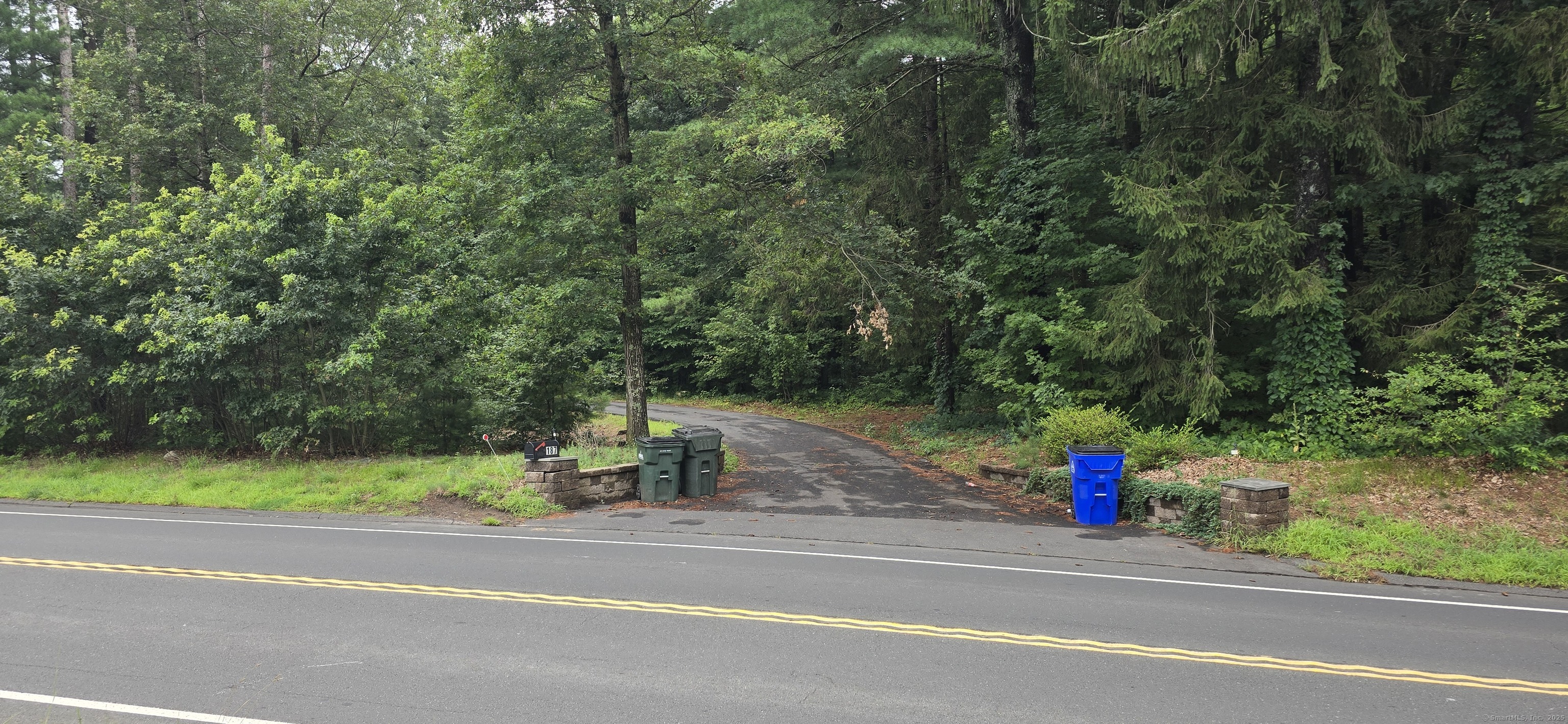 185 West Avon Road Avon CT 06001