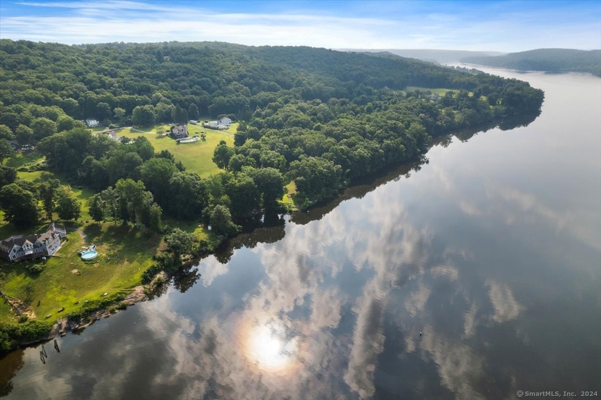 195A Injun Hollow Road Haddam CT 06424