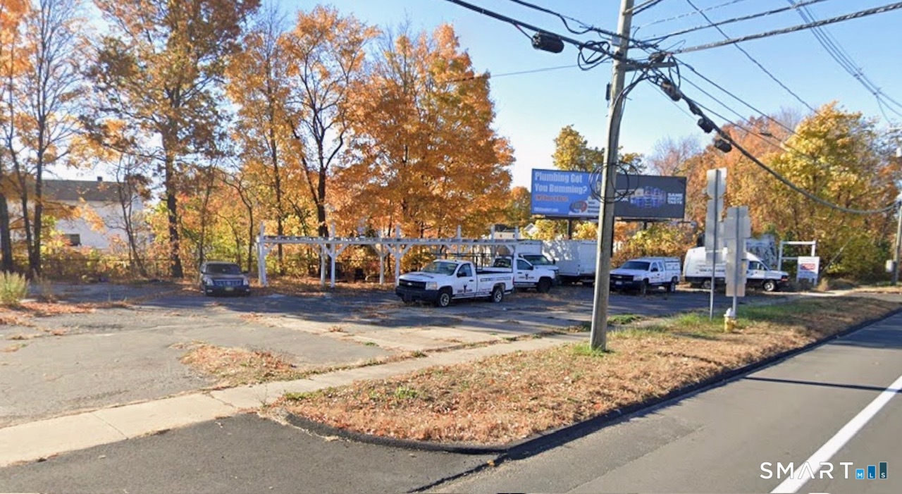 114 East Main Street Plainville CT 06062