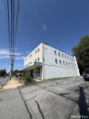 104 School Street New London CT 06320