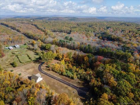 215 Chamberlain Hill Road Haddam CT 06441