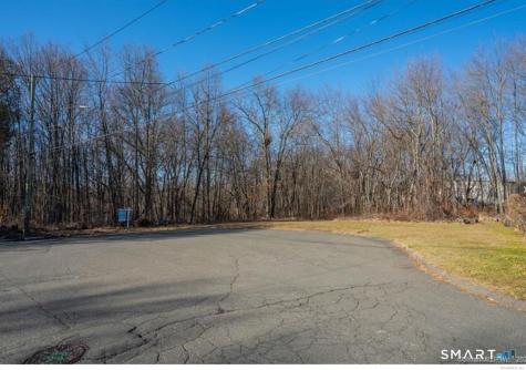 180 Brookline Avenue Bloomfield CT 06002