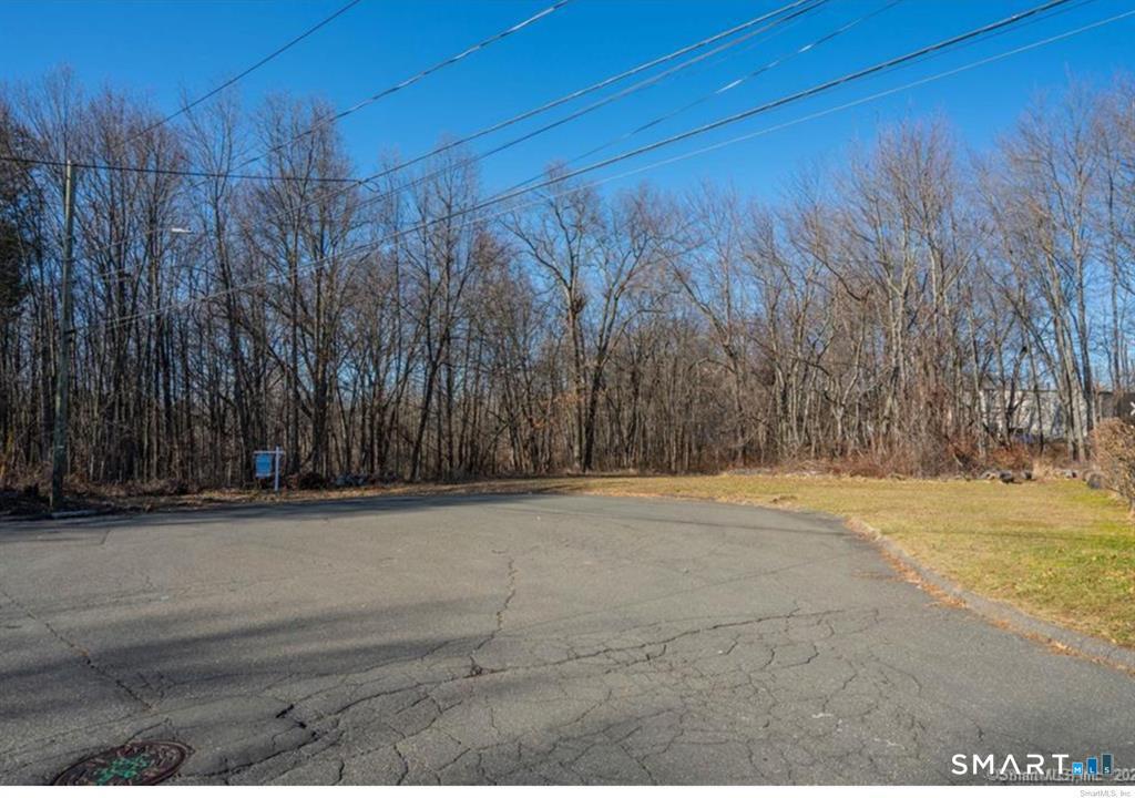 180 Brookline Avenue Bloomfield CT 06002