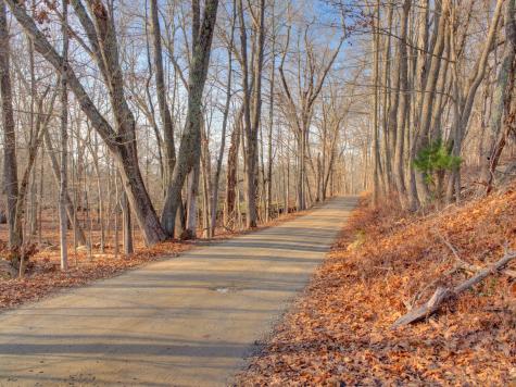 Summit Road Mansfield CT 06250