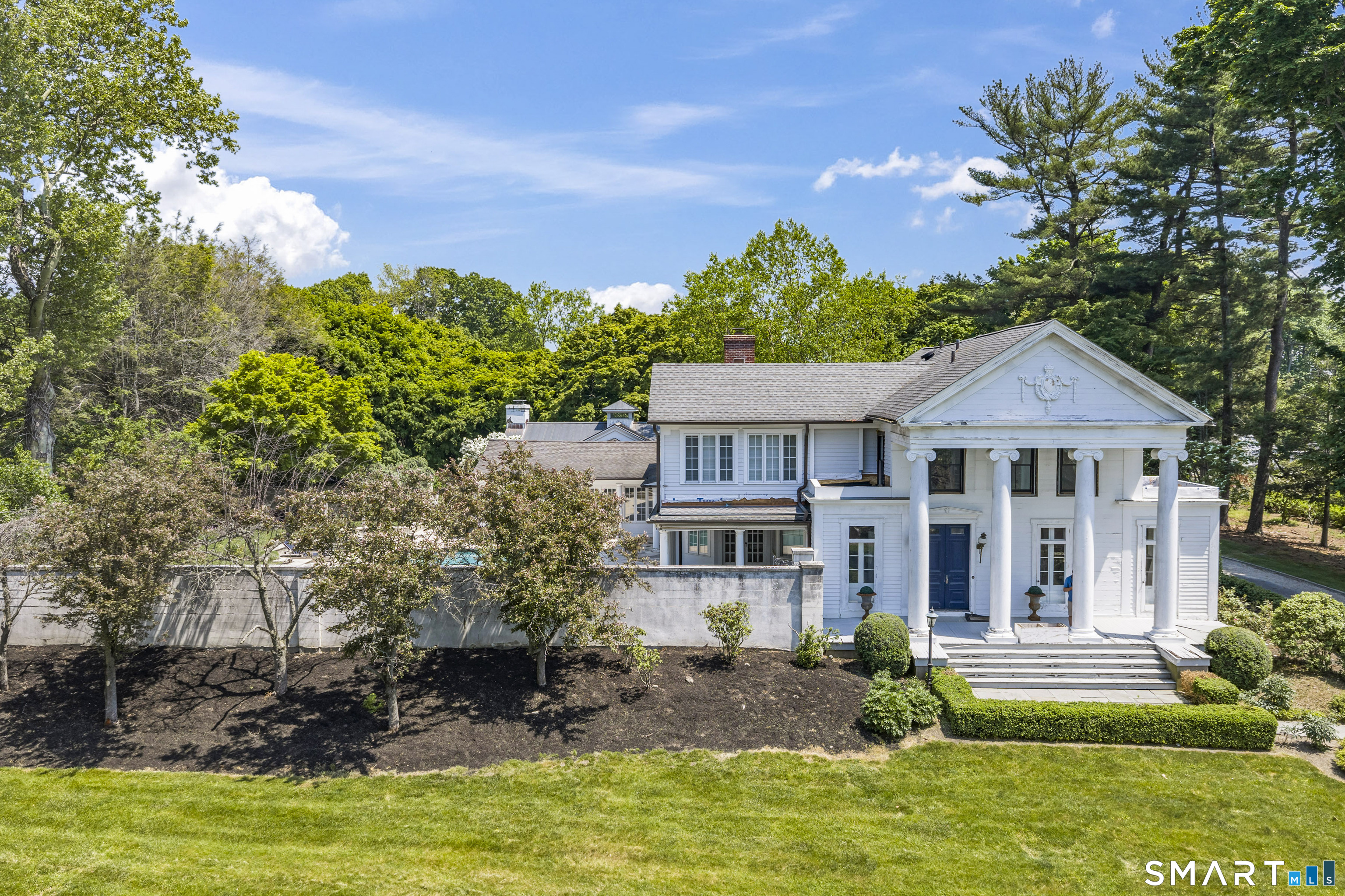 817 Sasco Hill Road Fairfield CT 06824