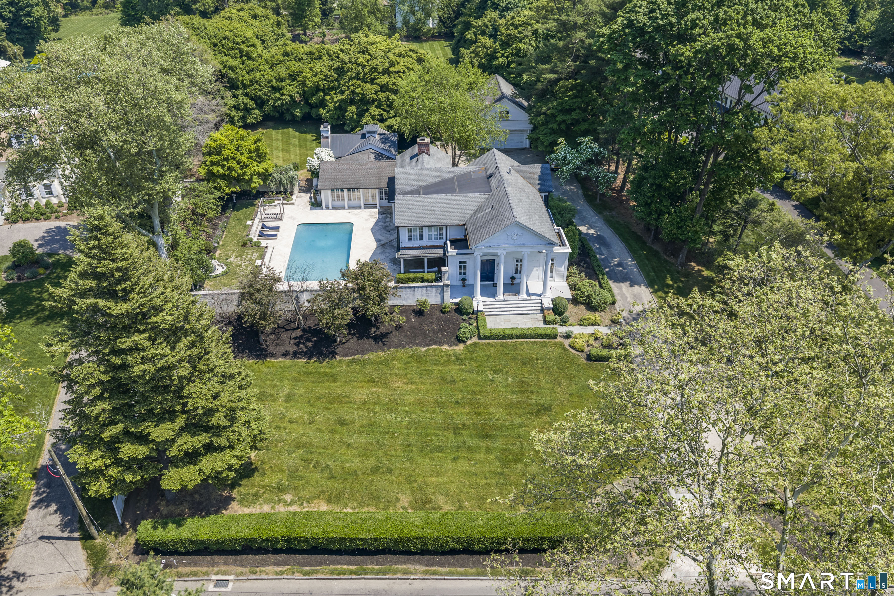 817 Sasco Hill Road Fairfield CT 06824