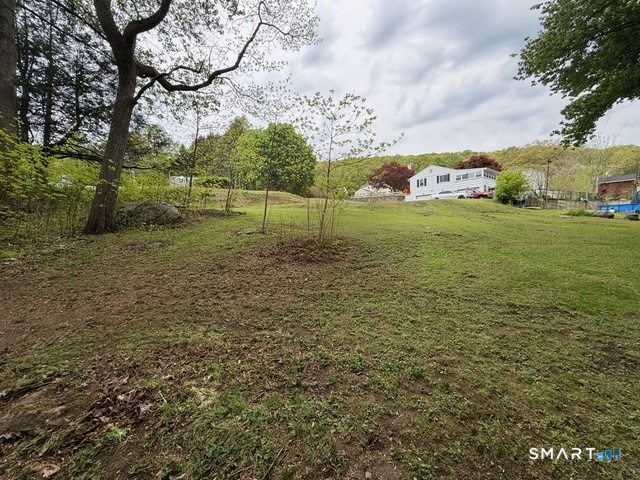 5 Bungay Terrace Seymour CT 06483