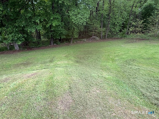 5 Bungay Terrace Seymour CT 06483