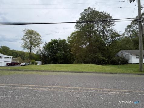 5 Bungay Terrace Seymour CT 06483