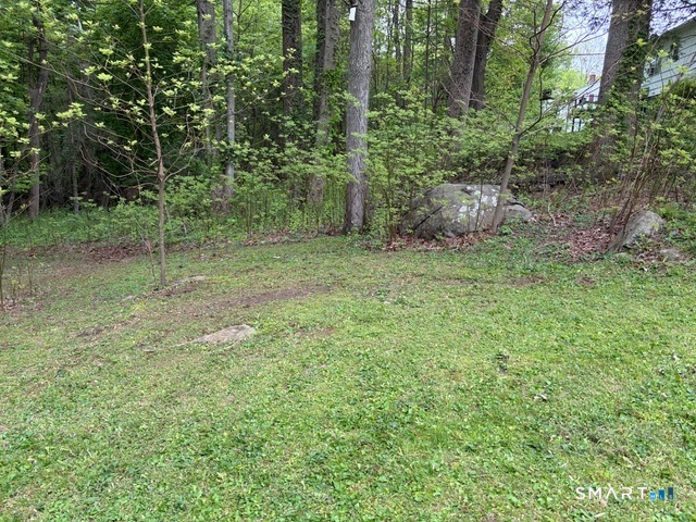 5 Bungay Terrace Seymour CT 06483