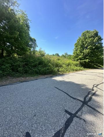 Maxfelix Drive Mansfield CT 06268