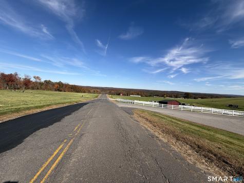 Maxfelix Drive Mansfield CT 06268