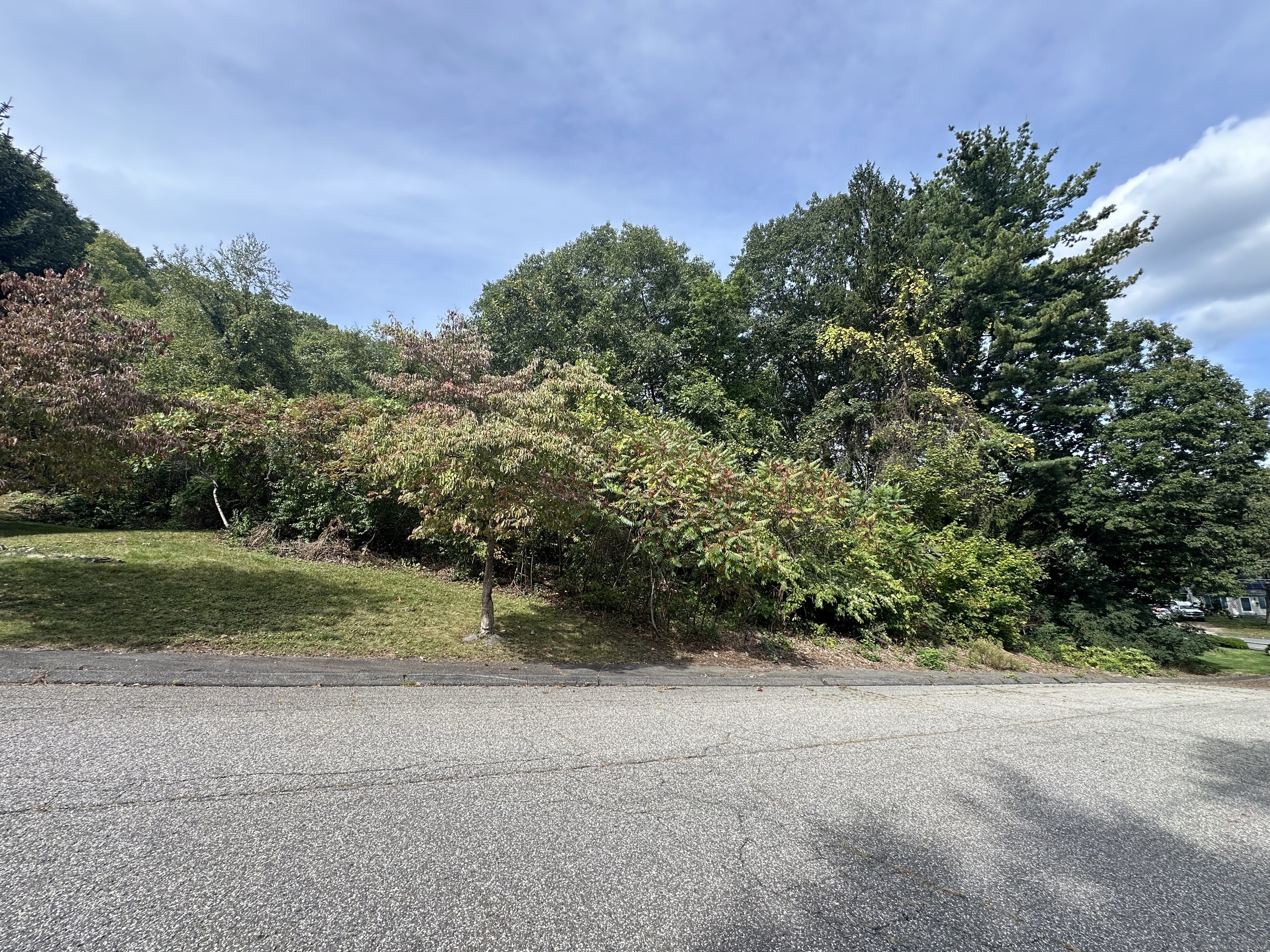 00 Gaylord Glen Waterbury CT 06708