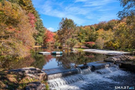 B Bridge Road Weston CT 06883