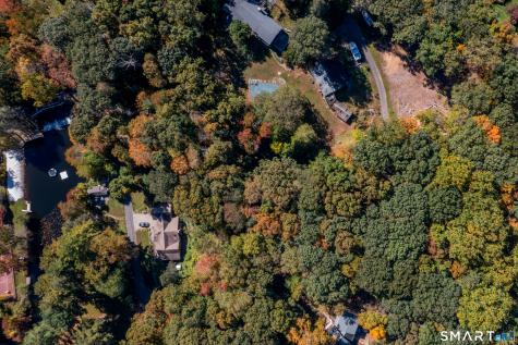B Bridge Road Weston CT 06883