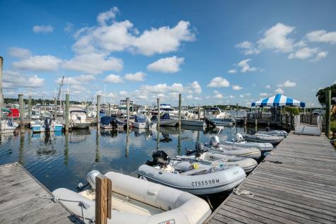 6 Kingfisher Way Stonington CT 06355