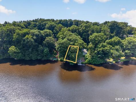 90 Clear Lake Road North Branford CT 06405