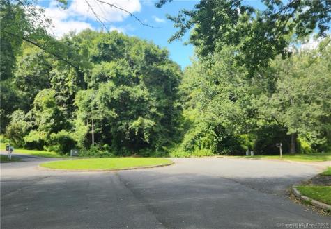 68 Mystic Meadow Lane Groton CT 06355
