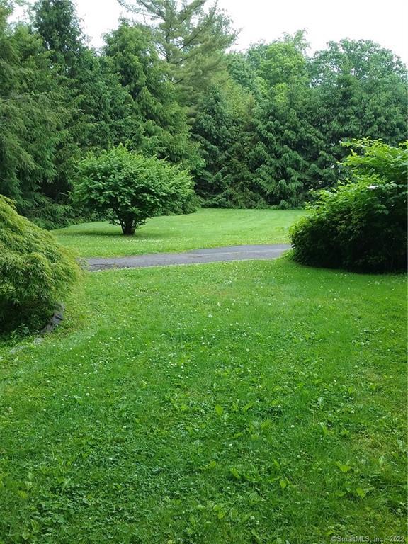 19 Hampton Lane New Canaan CT 06840