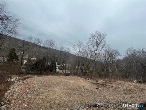 271 Steinmann Avenue Middlebury CT 06762