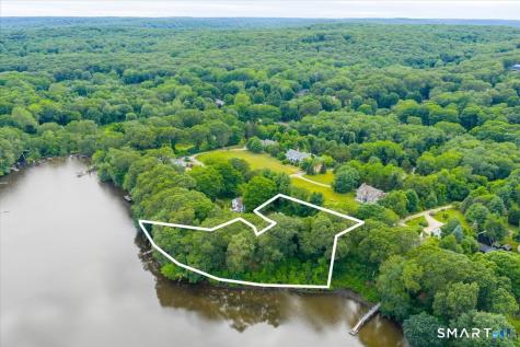 41B River Road Essex CT 06426