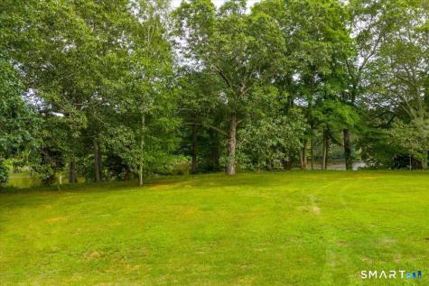 41B River Road Essex CT 06426