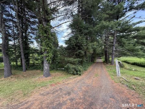 162 Lonetown Road Redding CT 06896