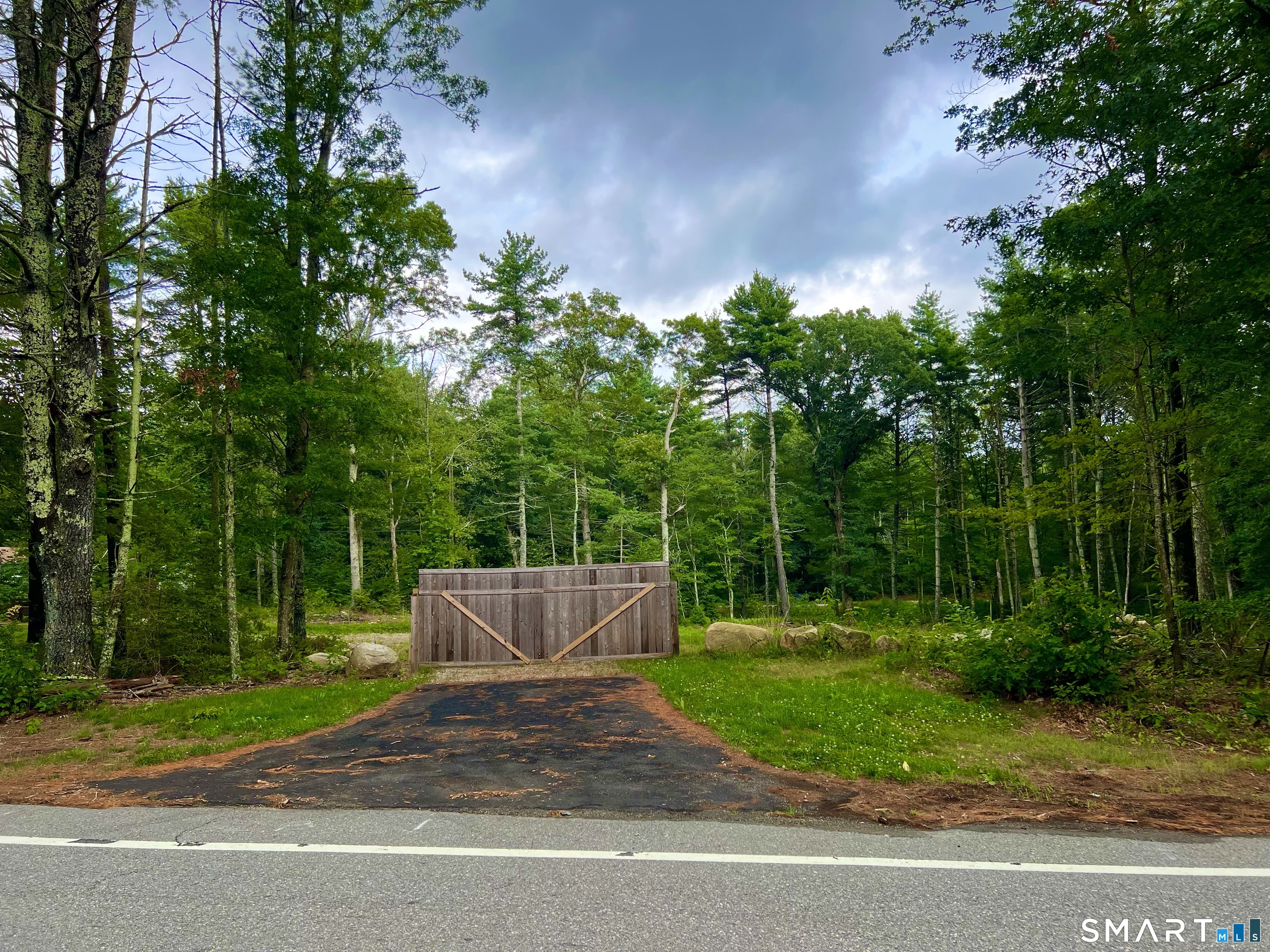 341-343 Voluntown Road Griswold CT 06351