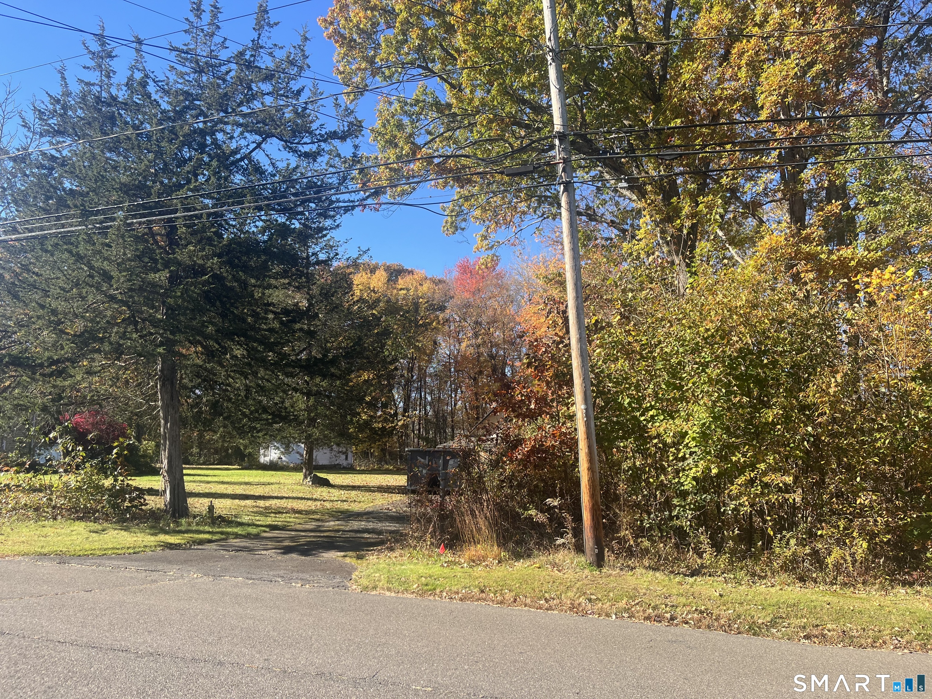 17-19 Harold Road Farmington CT 06032
